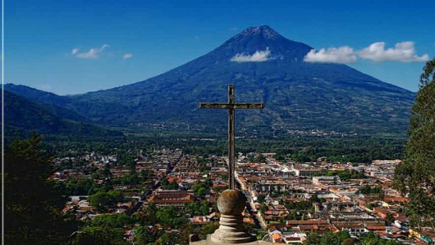 Mirador de la cruz Antigua Guatemala